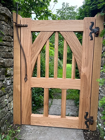 New garden gate fitted in place